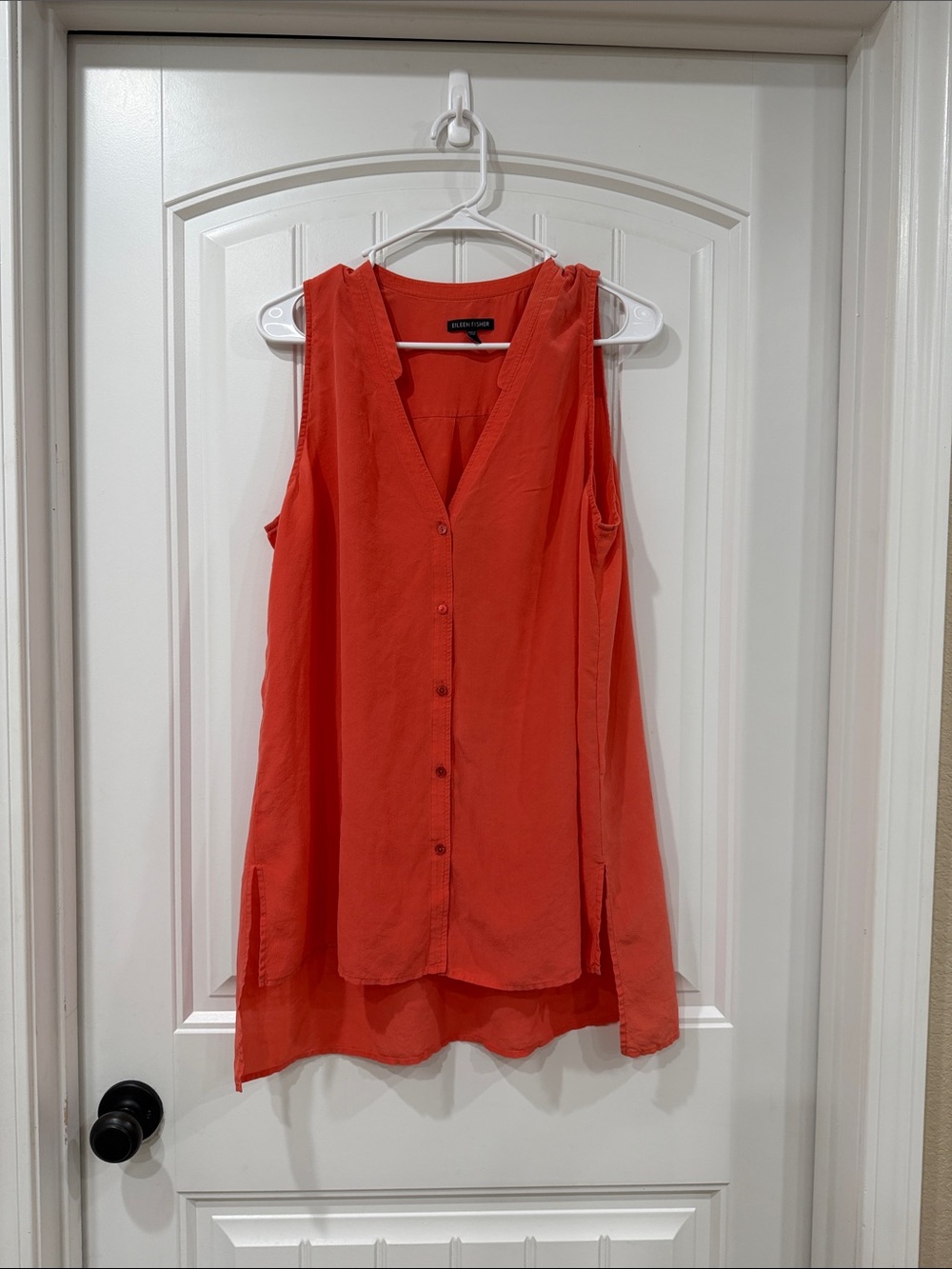 EUC Eileen Fisher Coral Red Sleeveless V-Neck Button Front Silk Top